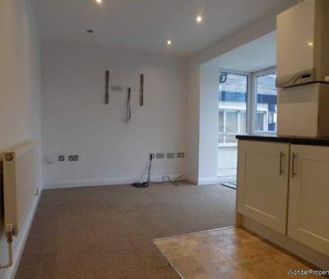 2 bedroom property to rent in Wakefield - Photo 3