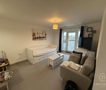 Thornhill Court, Maplin Park, Slough, SL3 - Photo 2