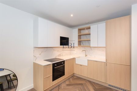 Henshaw Parade, The Hyde, NW9 6GJ - Photo 3