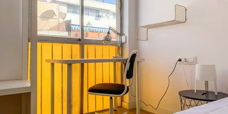 Carrer de l'Antiga Travessera, L'Hospitalet de Llobregat, Catalonia 08906 - Foto 3