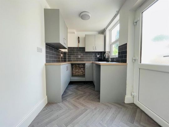 2 bedroom house to rent - Photo 1