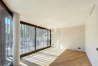 Apartment for Rent on Paseo Mallorca