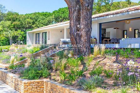 Villa contemporaine à la location -Saint-Tropez - Proche des plages de Pampelonne - Photo 5