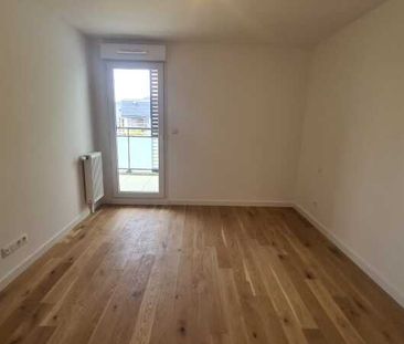 Location Appartement 4 pièces 152m² ST JEAN DE LA RUELLE 45140 - Photo 6