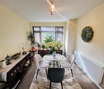 3 bedroom semi-detached house to rent - Photo 6