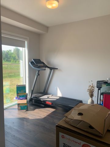 For Lease - 2426 Watercolours Way, Barrhaven, Ontario - Photo 2