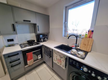 Landon Road, Gosport - Photo 5