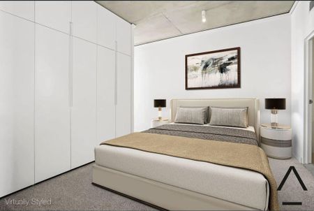 Stylish North-Facing Apartment in the Prestigious George & Allen Building - Photo 3