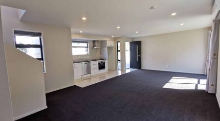 Addington, 3 bedrooms - Photo 2