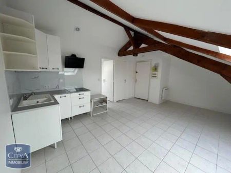 Appartement à louer 2 pièces 27m² - Photo 2
