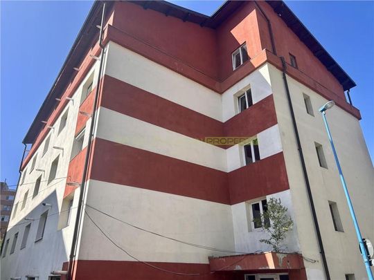 Garsoniera renovata de inchiriat | Colina univ Brasov | Termen lung - Photo 1