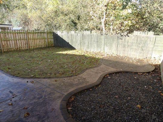 2 bedroom semi-detached bungalow to rent - Photo 1