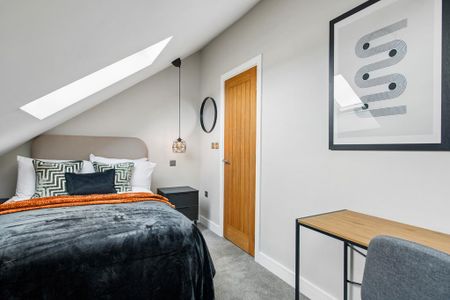 1 bedroom in a house share to rent - Photo 3