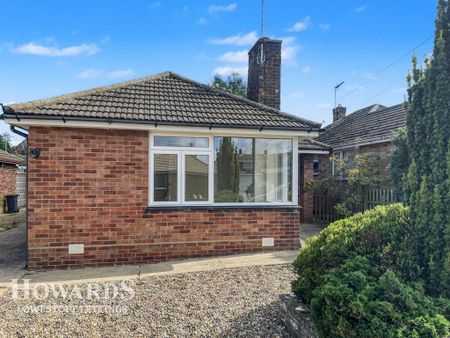 3 bedroom detached bungalow to rent - Photo 4