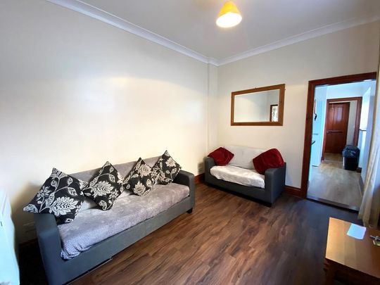 5 bedroom terraced house to rent - Photo 1