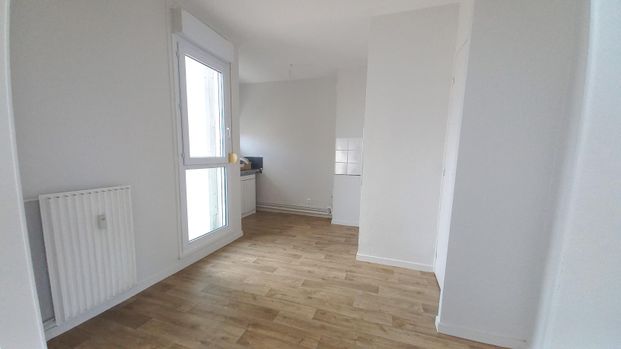 APPARTEMENT T2 à MONTCEAU LES MINES - Photo 1