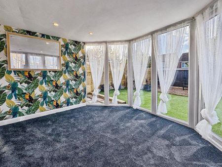 2 bedroom semi-detached house to rent - Photo 2