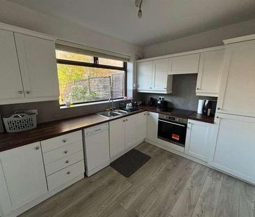 Woodhall Avenue, Whitefield, M45 - Photo 6