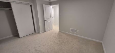For Lease - 401 Glenroy Gilbert Drive Unit# 8, Barrhaven, Ontario - Photo 3