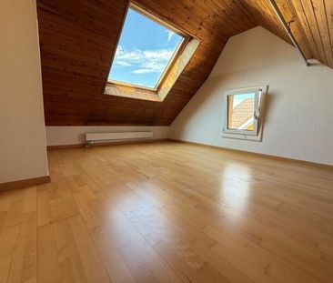 renovated 4.5-room duplex apartment with lake view near the train s... - Photo 5