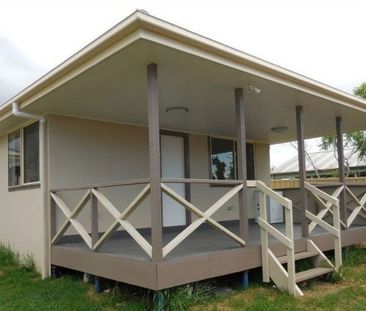 Modern 2-Bedroom Granny Flat with Private Yard - Photo 6