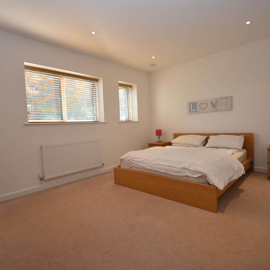 1a, Devonshire Avenue, Allestree, Derby, DE22 2AU - Photo 1