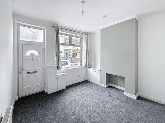 2 bedroom terraced house to rent - Photo 1