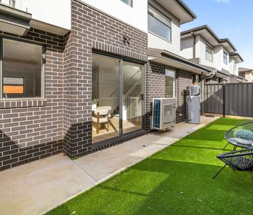 BRAND NEW TOWNHOUSE - Photo 3