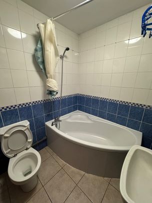 Room in a Shared House, Newport Road, B12 - Photo 1