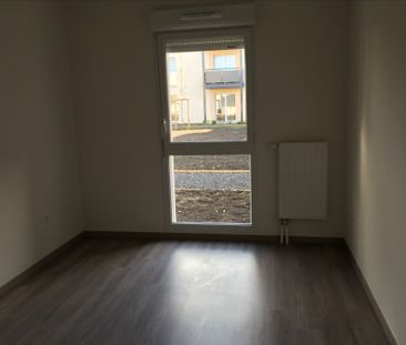 Location Appartement 3 pièces 55m² - Photo 3