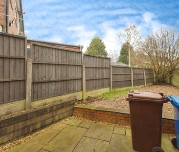3 bedroom end of terrace house to rent - Photo 5