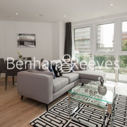 2 Bedroom flat to rent in Sovereign Court, Hammersmith, W6 - Photo 1