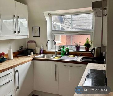2 bedroom flat to rent - Photo 6