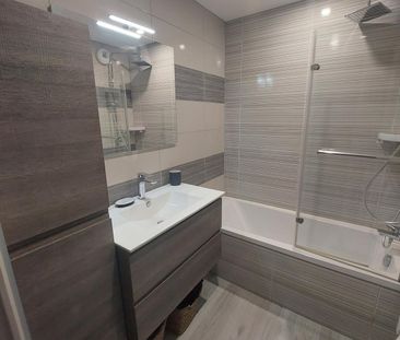 Appartement meublé type 3 avec parking aérien en résidence sécurisée - Photo 6