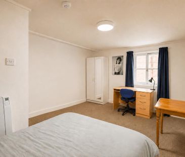 1 bedroom flat to rent - Photo 2