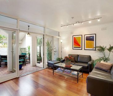 1/12 The Boulevard HAWTHORN - Photo 1