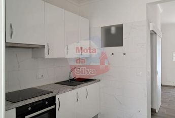 Apartamento T1+1 em Setúbal