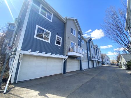 #18 8304 11 Avenue Southwest - Photo 4