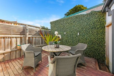 Timeless Elegance Meets Modern Comfort in Box Hill High School Zone - Photo 5