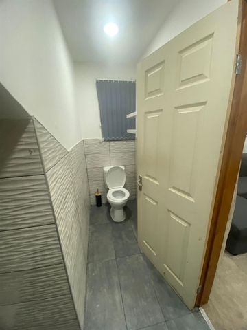 Stratford Terrace, Leeds - Photo 3