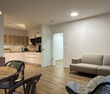 Neuwertige schöne 3-Zimmer-Erdgeschosswohnung mit Terrasse und Gart... - Photo 1