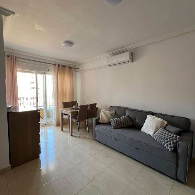 Alquiler de piso en Calle de Pedro Lorca, 160 - Photo 1