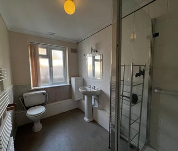 3 bedroom bungalow to rent - Photo 3