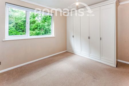 Fotherby Court, Maidenhead, SL6 - Photo 2