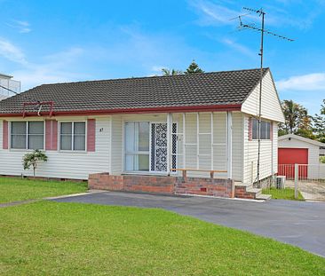 87 Queen Street, LAKE ILLAWARRA NSW 2528 - Photo 5