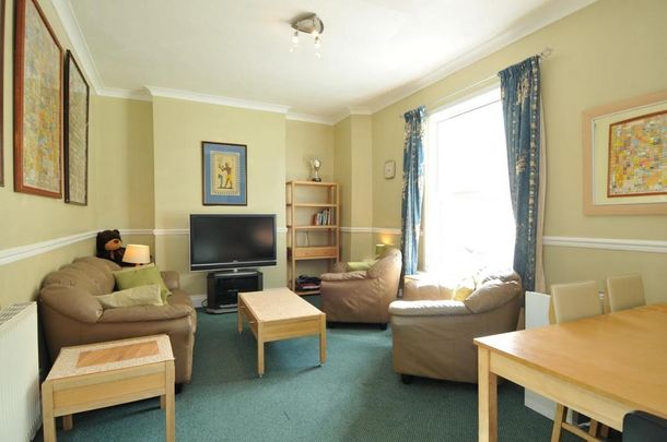 4 bedroom house to rent - Photo 1