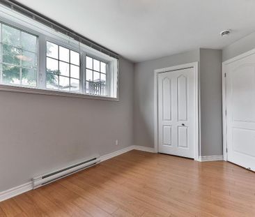 4 1/2 STYLE CONDO/ LAVAL CHOMEDEY - Photo 2