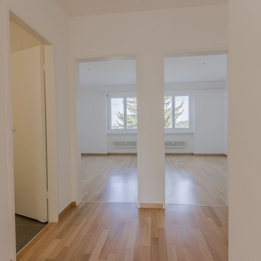 Living in a quiet yet central location - Photo 1