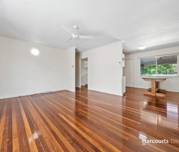 Neat, Tidy & Ready to Move In - Photo 1