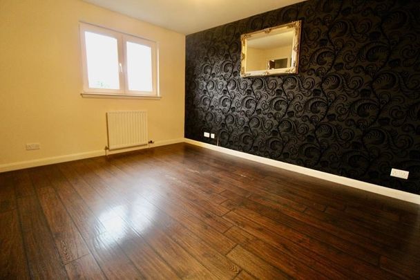 Hilton Avenue, Aberdeen, AB24 - Photo 1